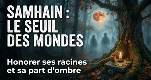 Forêt brumeuse sous la pleine lune avec des silhouettes de fantômes et un autel de Samhain au pied d'un arbre.